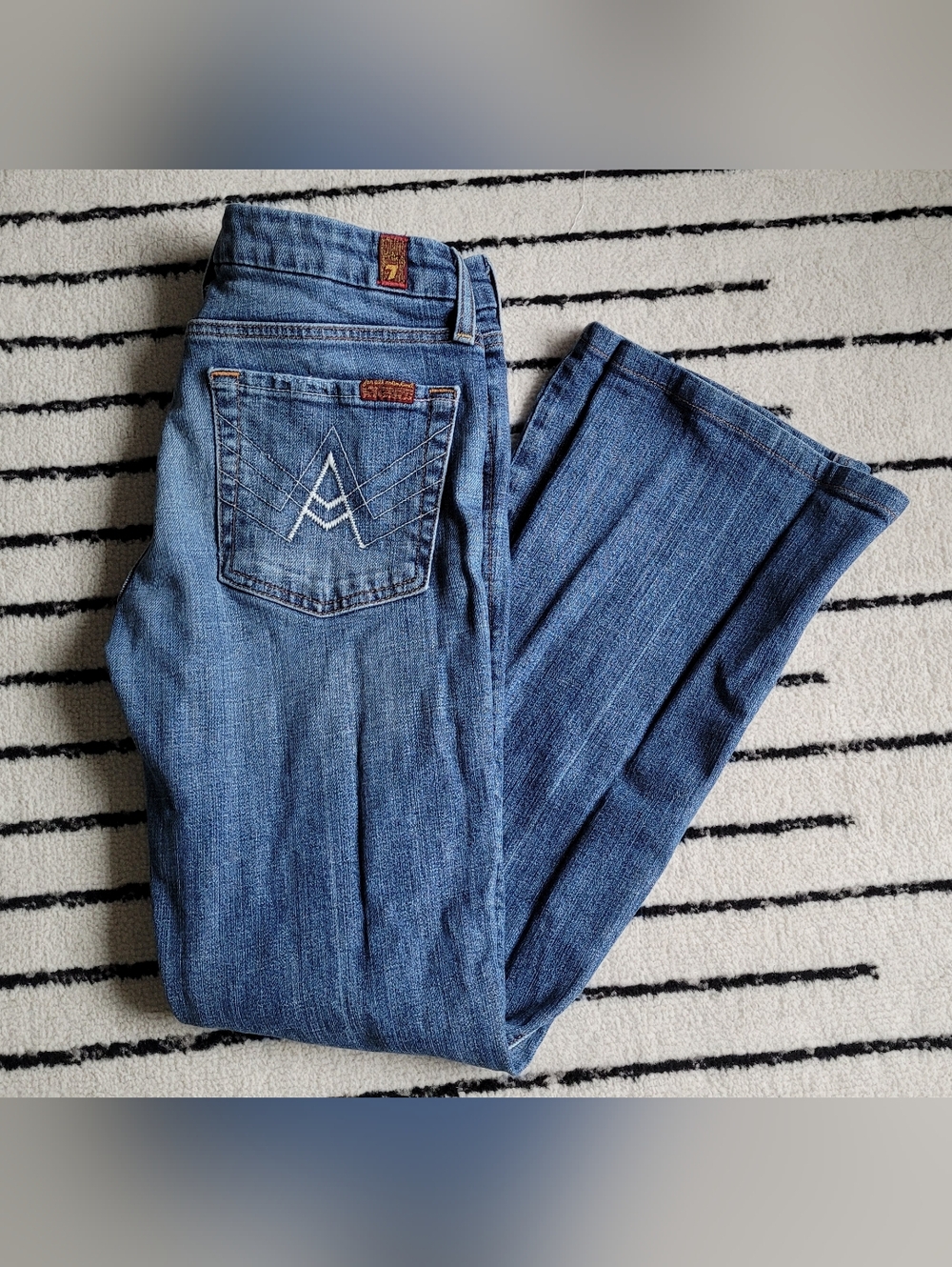7FAM 7 For All Mankind "A" Pocket Boot Cut Medium Wash Women's 27